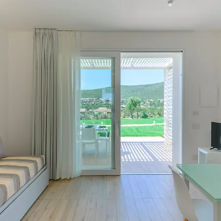 Elegant Near La Pelosa Apartamento Stintino